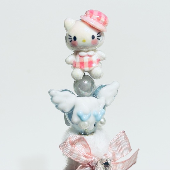 Handcrafted Kitty Pen - Picture 2 of 3